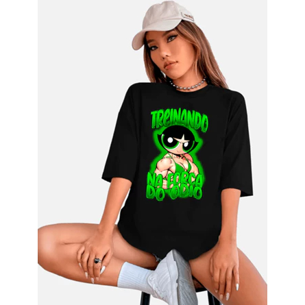 Camiseta Feminina Treino Docinho Roupas de Academia Super Poderosas