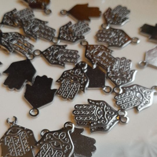 Pingentes em aço inox para colares, brincos ou pulseiras -  formas variadas em Oferta na Shopee