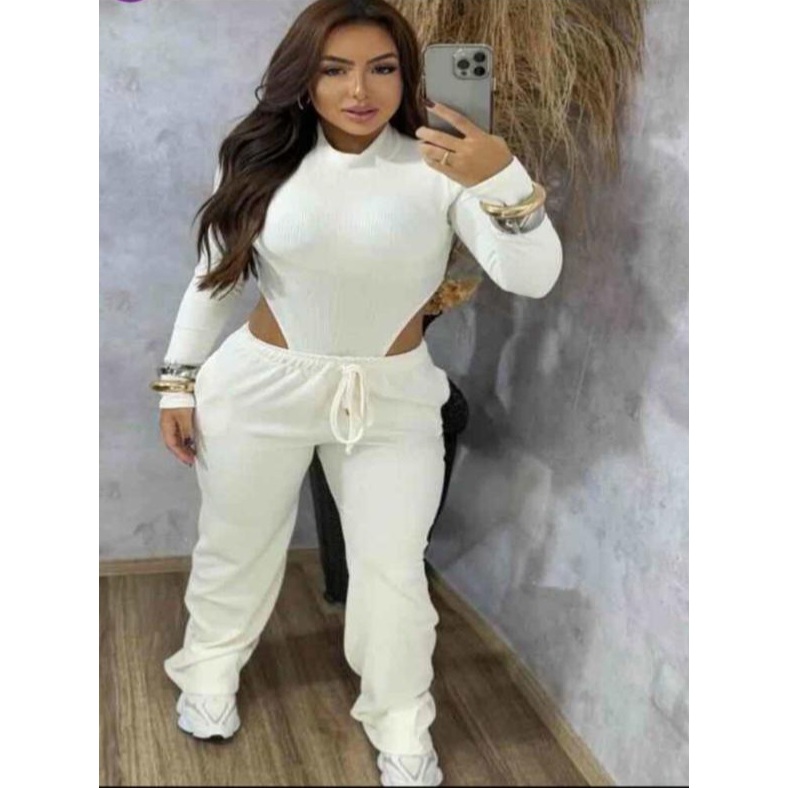 Conjunto LUXO calça pantalona e body cavado manga longa em Oferta na Shopee