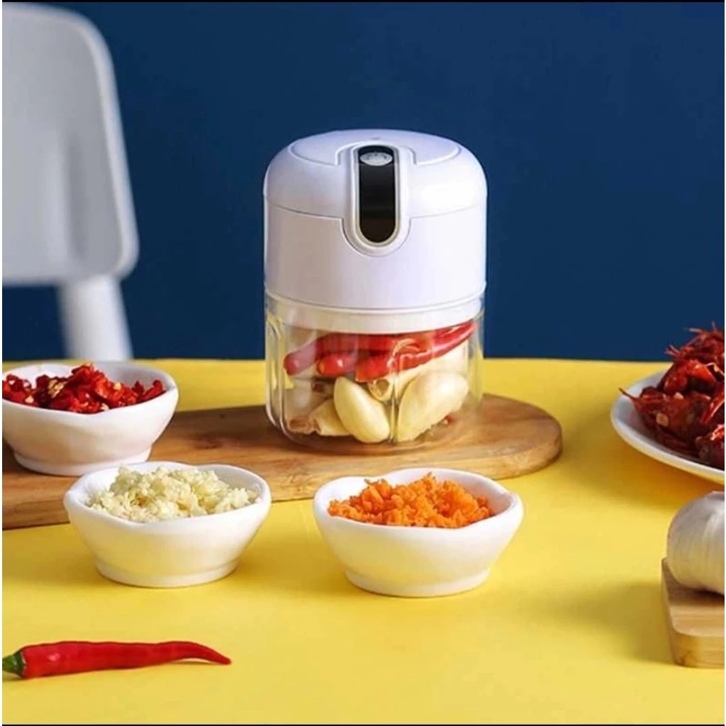 Mini Processador Elétrico de Alimentos Portátil com 3 lâminas de aço inox USB 250 ml Bivolt