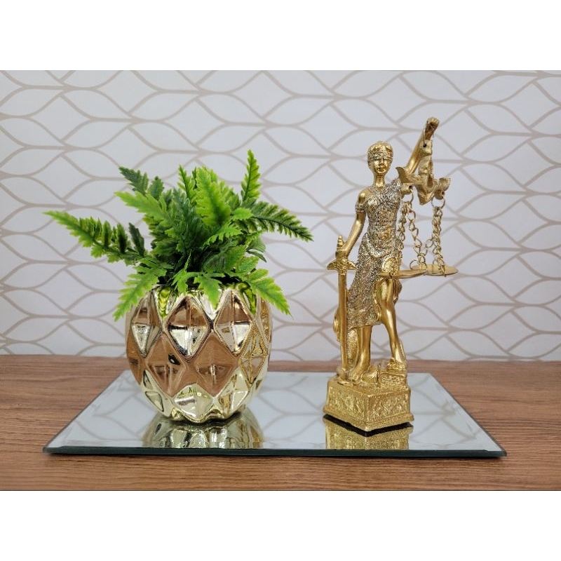 Deusa da justiça dourada estatueta de decoração deusa artemis