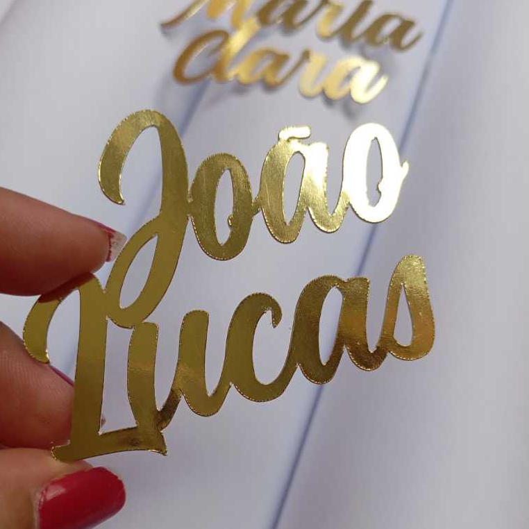 Apliques de nomes simples - Apliques para lembrancinhas - Apliques lamicote dourado - Apliques personalizados -