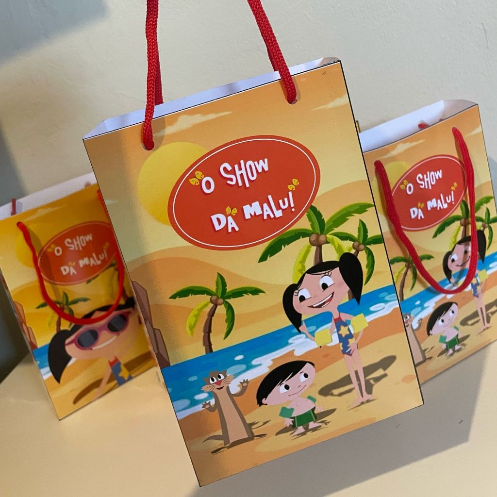 Sacolinha personalizada Show Da Luna 21x14x4. FAZEMOS TODOS OS TEMAS.