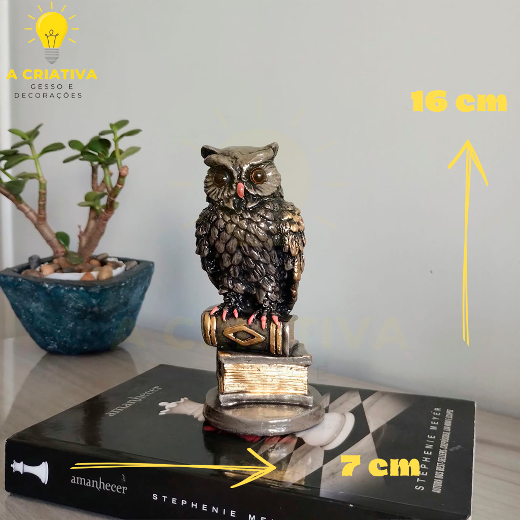 Coruja P Sobre Livros Escultura - Estatueta - Decoração em Gesso Decorado em Oferta na Shopee
