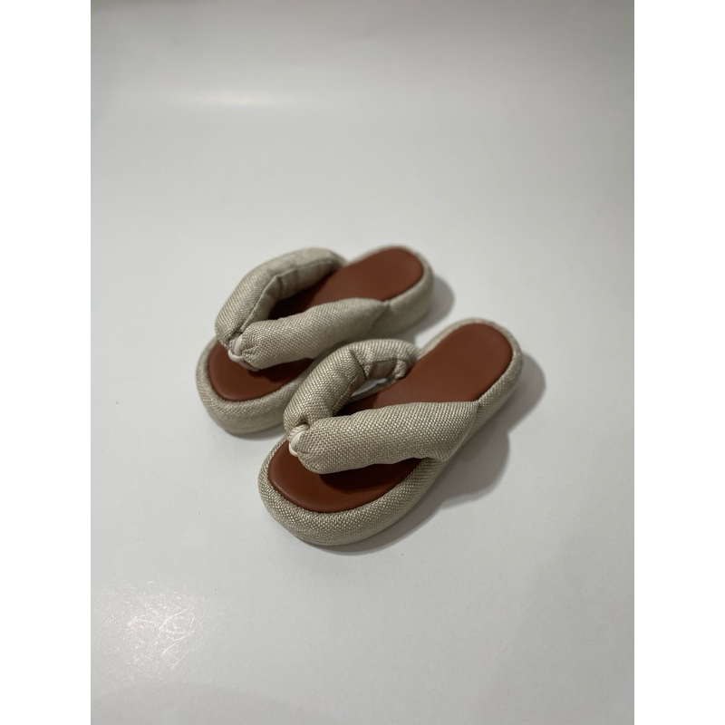 Sandália Puff Flatform Papete Conf