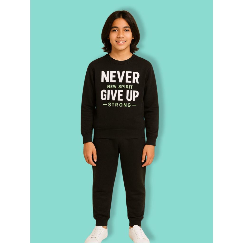 Conjunto Moletom Grosso Peluciado Premium Menino: Conforto e Aventura em Triplo! Estampas Sortidas