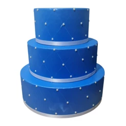 Bolo royal perolas 3 andares