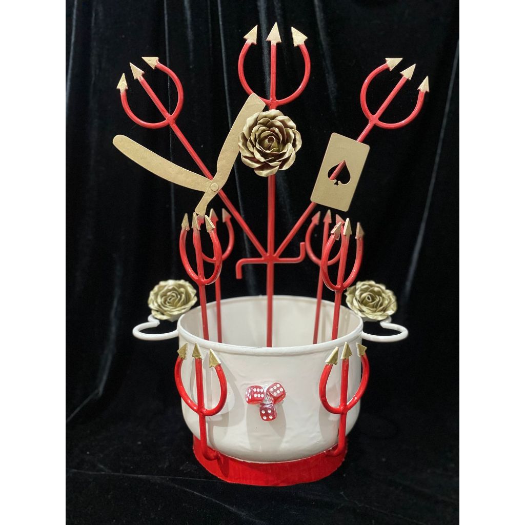 Conjunto para Assentamento Pombagira Maria Navalha Ferramenta e Panela