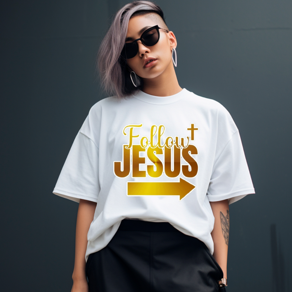 Camiseta Oversized Siga Jesus Masculina Feminina Estampa Gospel Tumblr Roupa Estilosa Fé