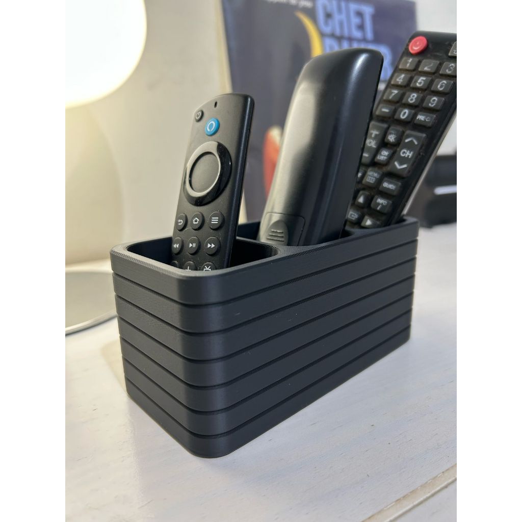 Porta Controle Remoto Universal Suporte com 3 Divisórias - Moderno e Elegante 🧐🍷- Organi...