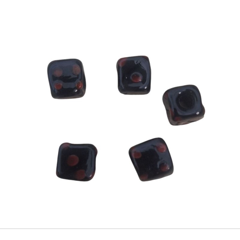 FIRMA DADO PRETO X VERMELHO PARA MALANDROS (A)