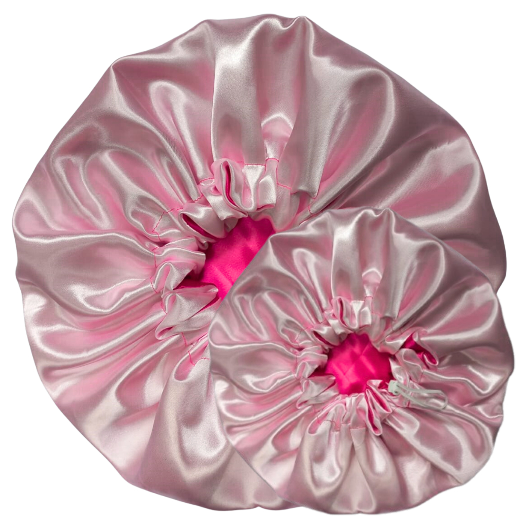 Kit uma touca de cetim Extra Grande+ 1 touca G tal mãe tal filha antifrizz em Oferta na Shopee