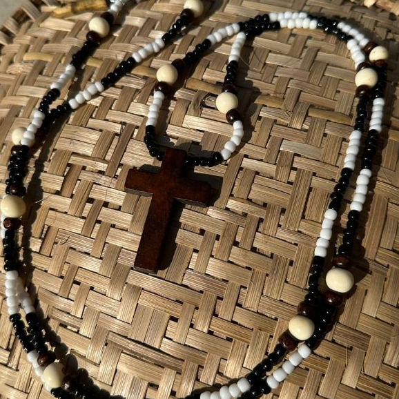 Guia, colar, fio de conta de Preto Velho, Preta Velha Umbanda em Oferta na Shopee