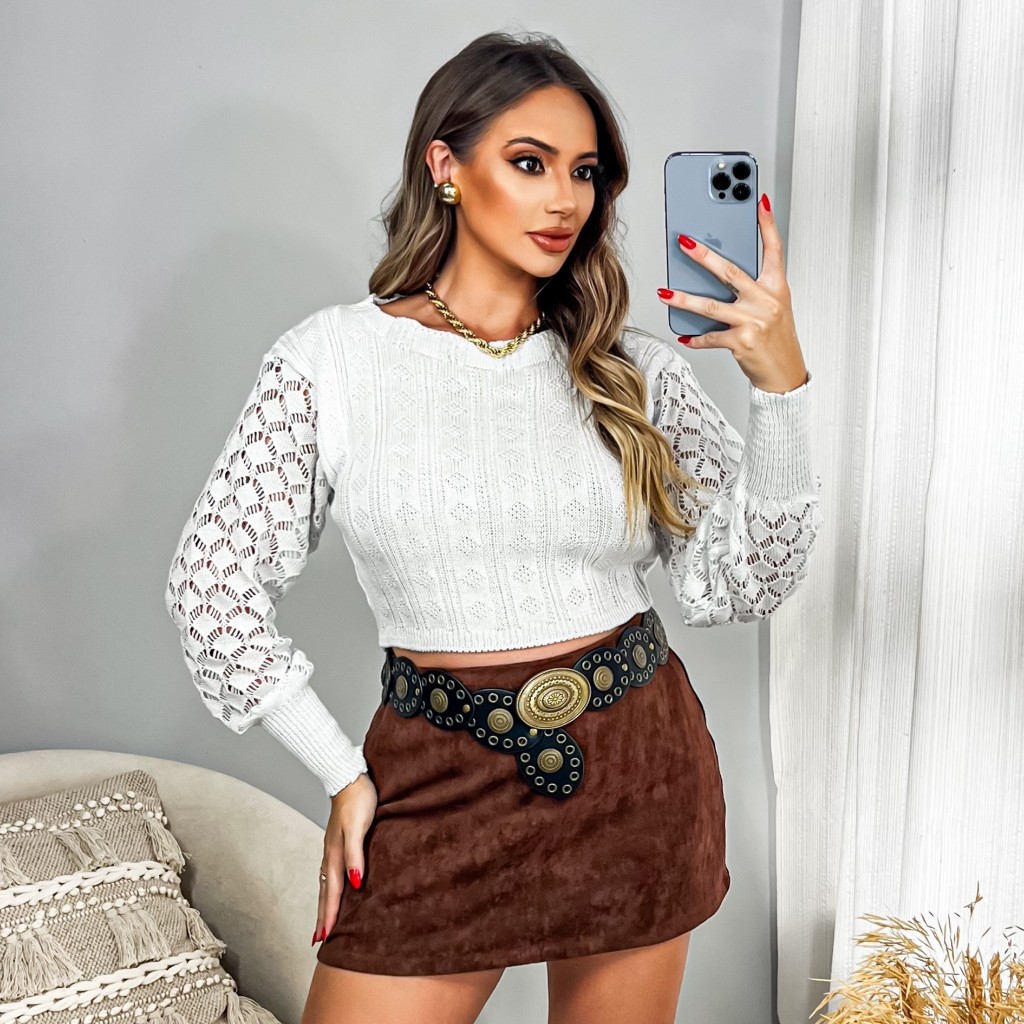 Blusa Cropped com renda Manga Comprida