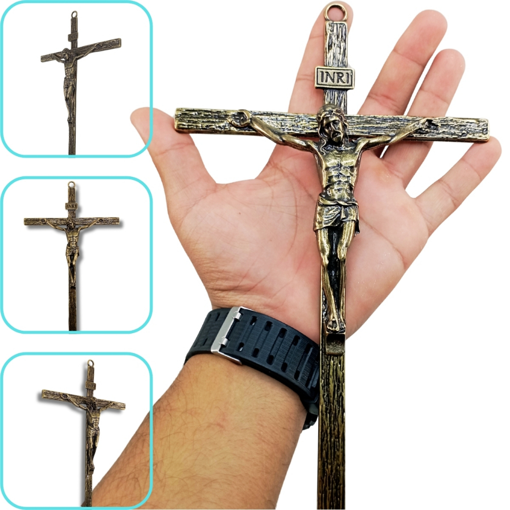 Crucifixo de Parede Jesus de Metal Cor Ouro Antigo ou Prata Antiga em Oferta na Shopee