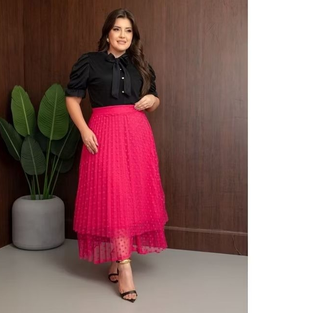 saia plissada de tule com dois babados