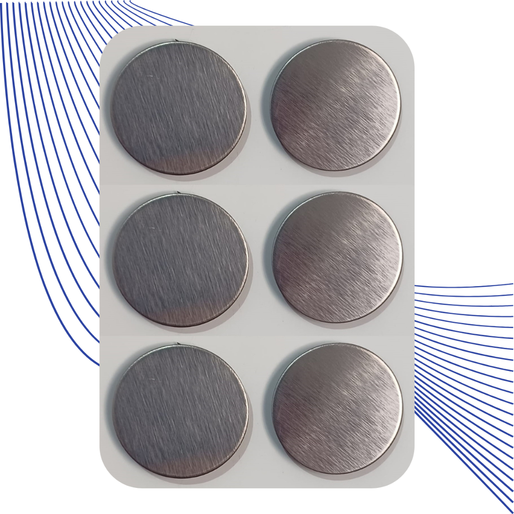 Imãs Cromados Super Fixação para Fotos Recados em Geladeira e Painéis Metálicos - IMA004 em Oferta na Shopee