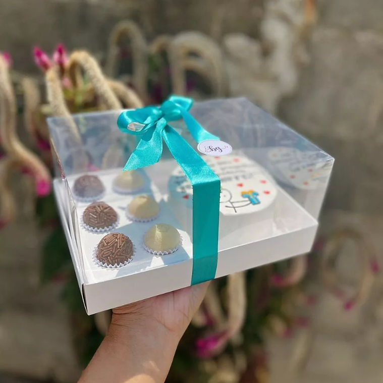 Caixa Bento Cake + 6 Doces 21x15x09 cm  Mini Bolo, Docinhos, Brigadeiro, BoloCake KIT 5~20