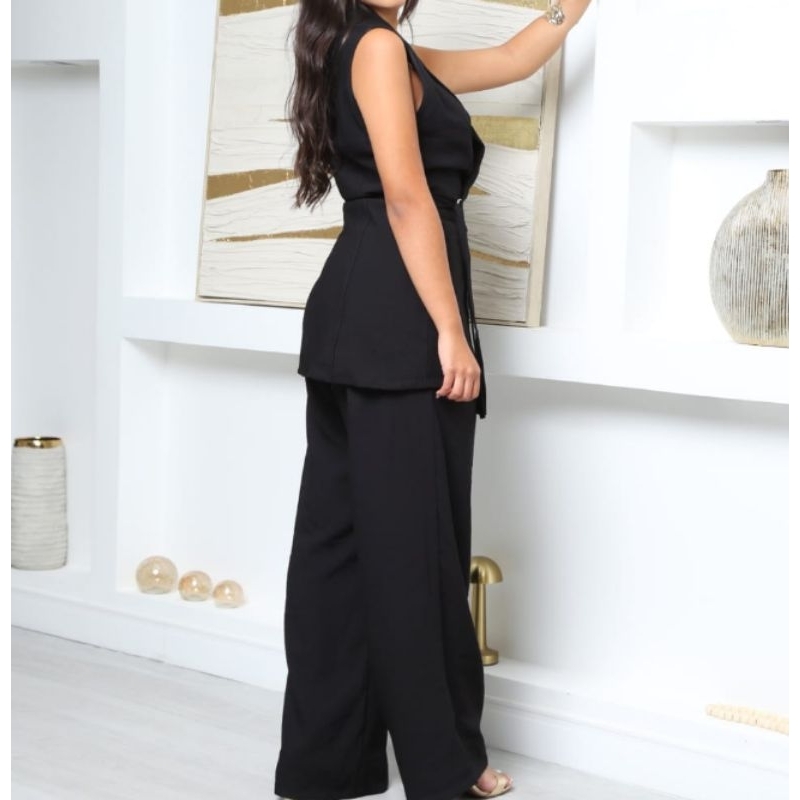 conjunto alfaiataria, colete traspassado, elegância conforto e glamour.
