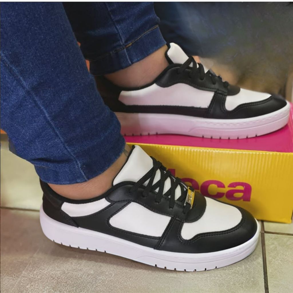 Tênis Feminino Moleca Casual Confortável Leve Moderno para o Dia a Dia Urbano Versátil Preto Branco