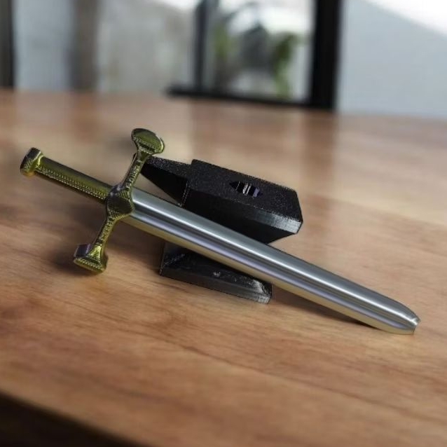 Espada Excalibur que Vira Caneta Bic + Base Bigorna | Item Criativo e Colecionável