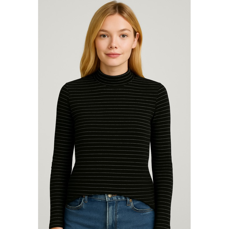 GAP Camiseta Feminina Manga Longa e gola alta TAM M