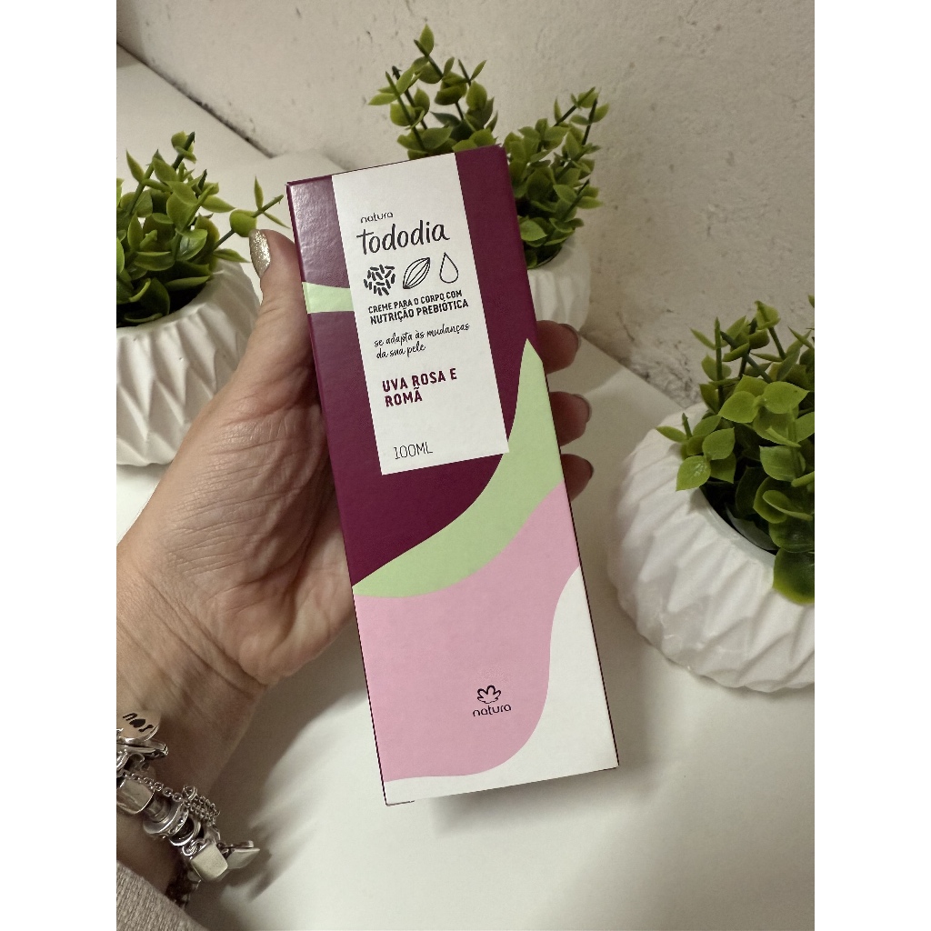 Creme Desodorante Nutritivo para o Corpo Tododia Uva Rosa e Romã
