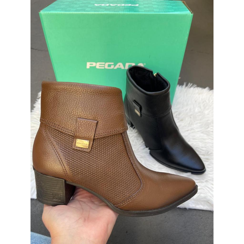 Bota Pegada Feminina Cano Curto Salto Bloco Conforto Maciez Marrom Couro Legítmo Boho Chic