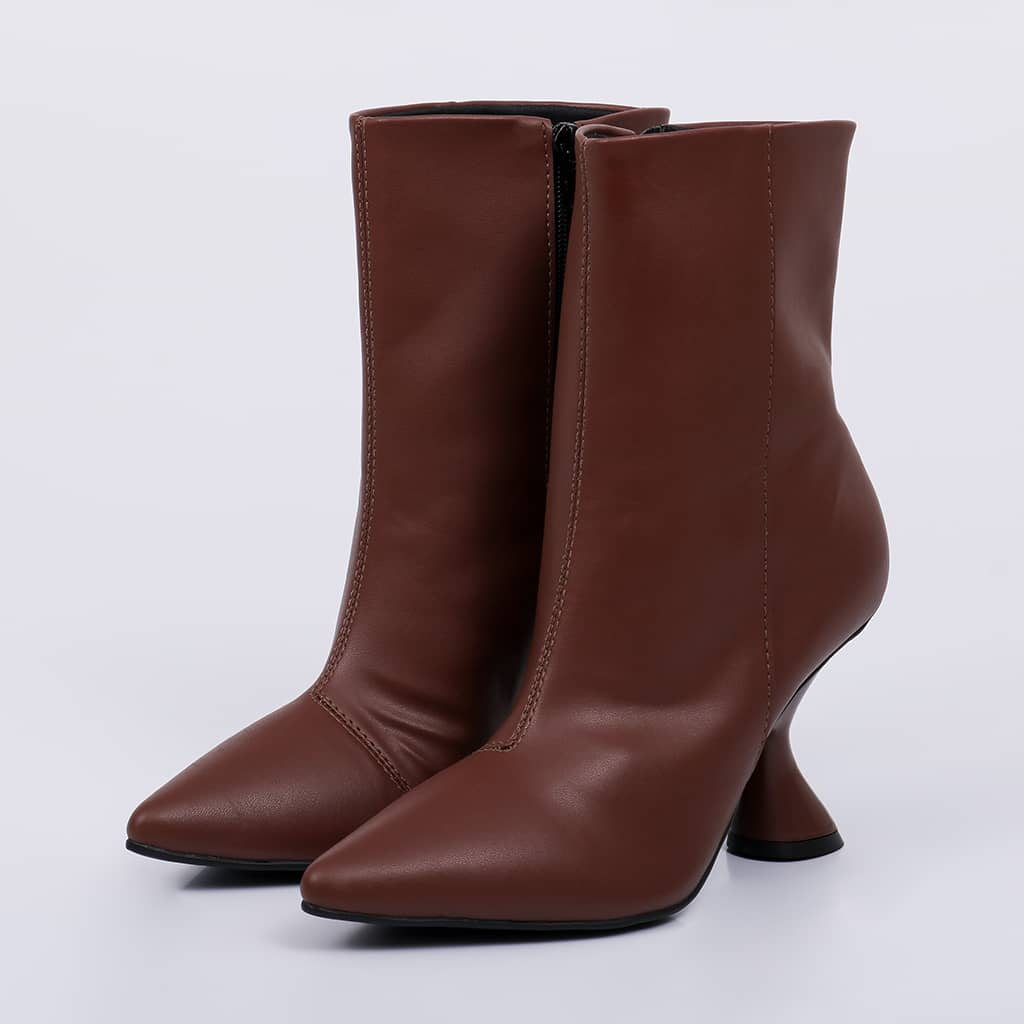 Bota Feminina Cano Curto Bico Fino Salto Geométrico Elegante Noa Not-me