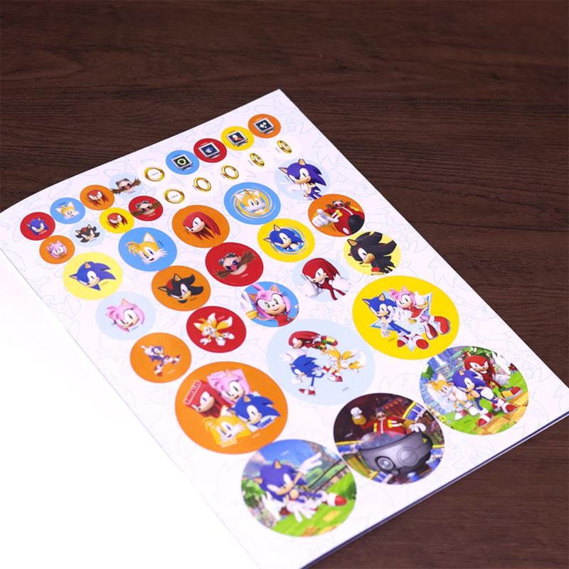 Detalhes do Livro Sonic | Adesivos e Atividades | 3 a 5 anos