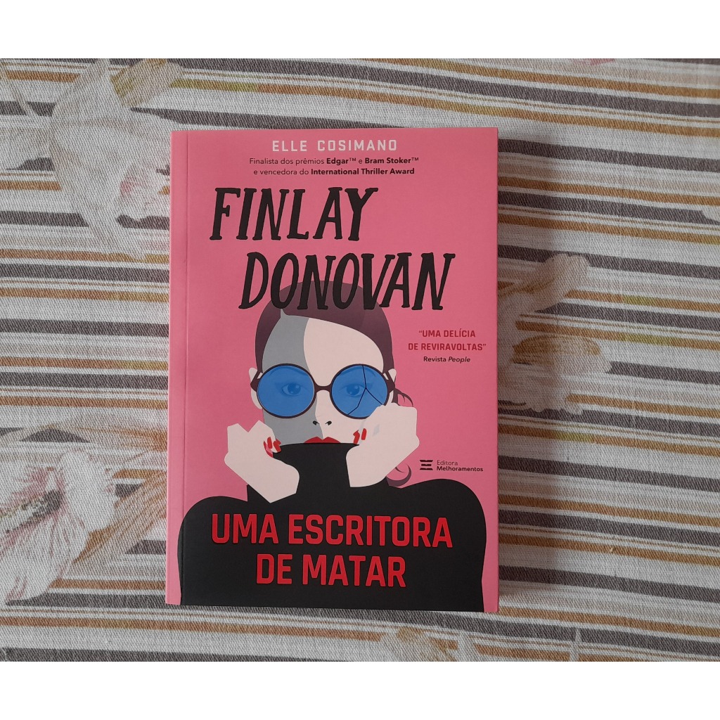 Livro Finlay Donovan: uma escritora de matar (Elle Cosimano) LEIA A DESCRIÇÃO!