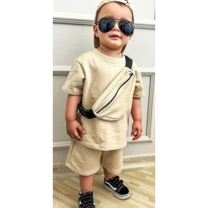 Conjunto Moletom Verão Infantil com Bag Camisa e Short Moletom para Bebê Menino Estiloso Roupa Infantil Masculina Verão