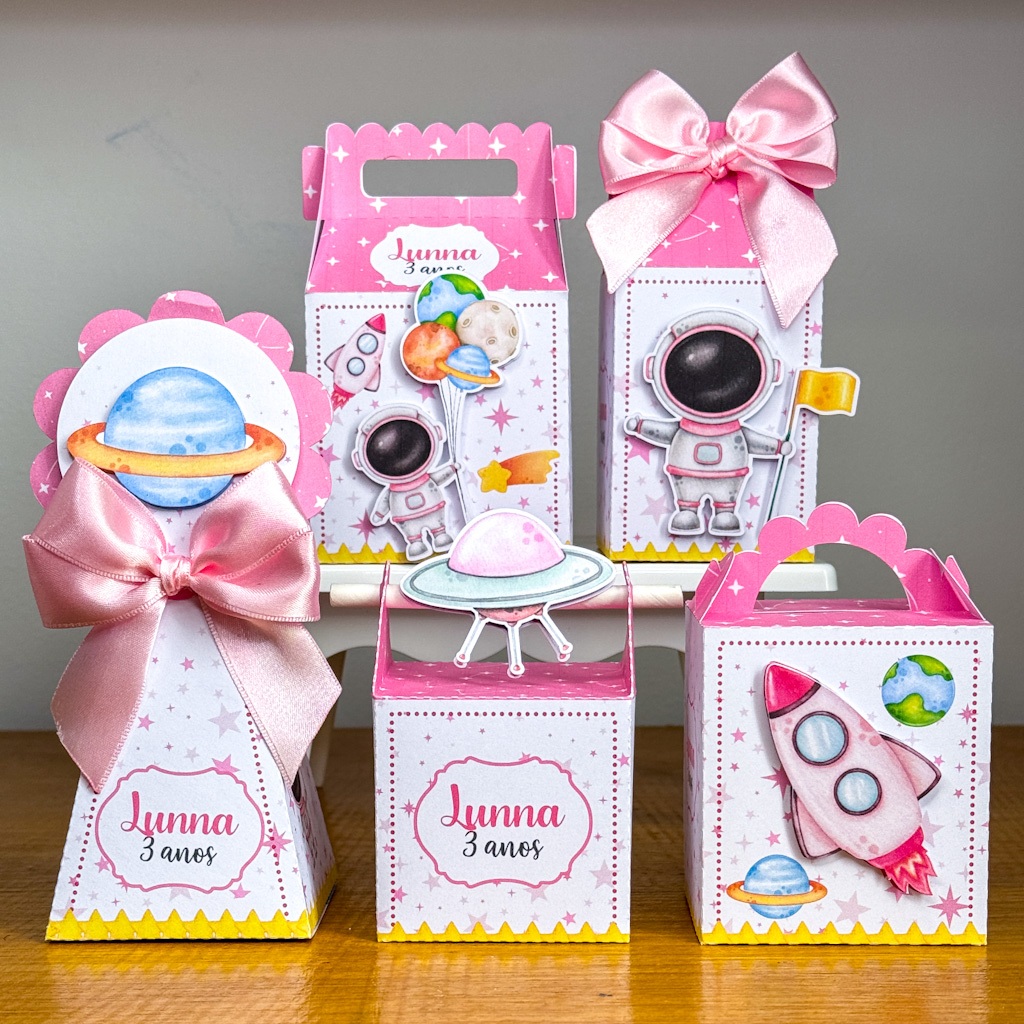 Kit caixinhas lembrancinhas / Personalizados de festa infantil Aniversário / Tema Astronauta Menina / PEGUE E MONTE