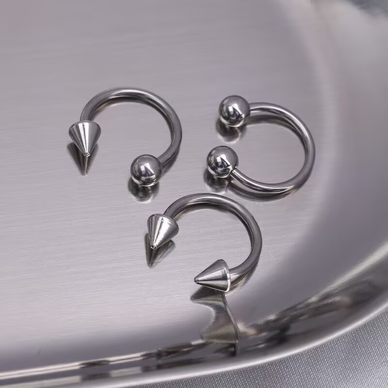 Piercing Ferradura / Labert/ com Bolinha spike  Aco cirugico Piercing corporal em Oferta na Shopee