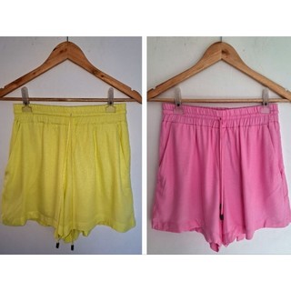 Short Garage Laura Rosa Bloom Ou Amarelo Candy, Novo, Na Etiqueta, Viscose Liso, Minimalista, Cós Elástico, Cintura Alta