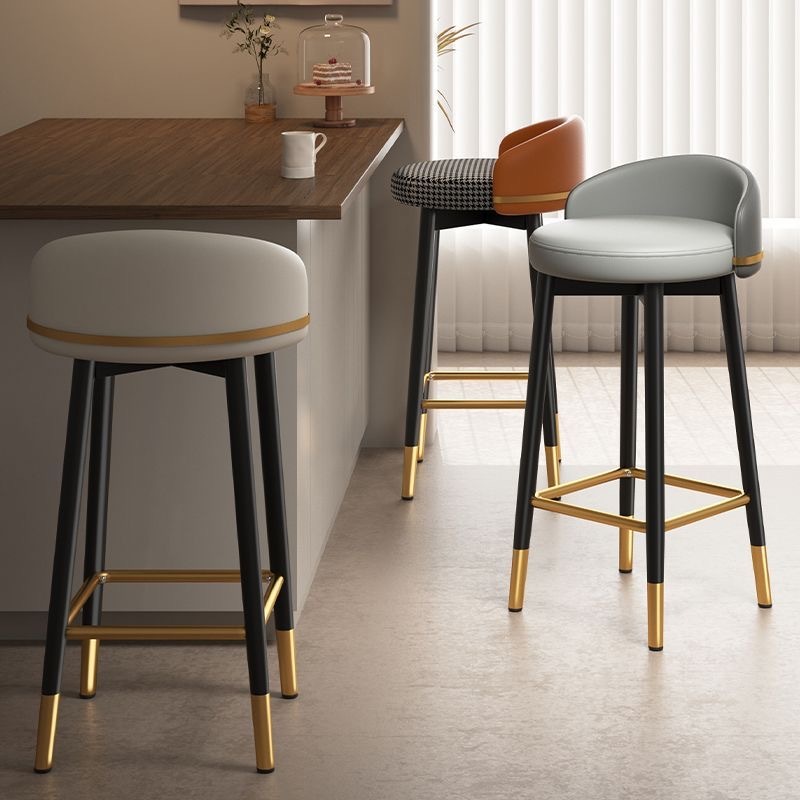 kit 2 Banco de bar Banco alto Moderno e minimalista Banco alto Balcão de bar um alto Encosto para casa Cadeira perna