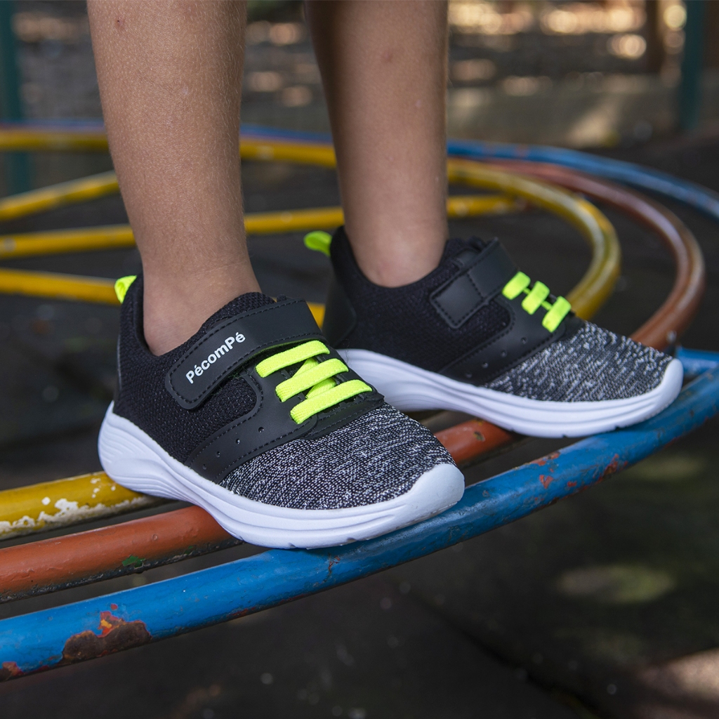 Tênis Infantil Menino Pé com Pé Preto/Branco Com Fechamento em Prático em Oferta na Shopee