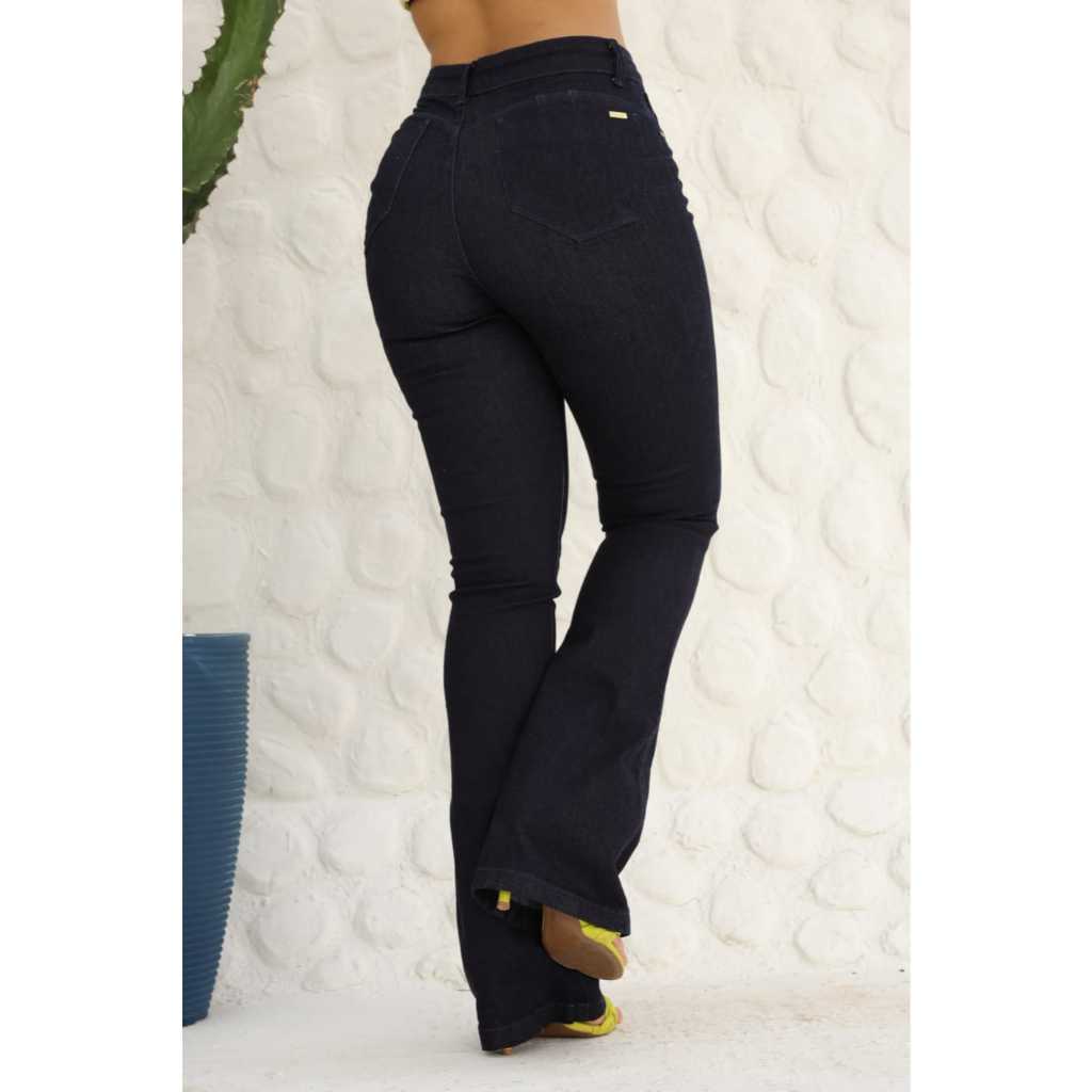 Calça Jeans Feminina Flare AZUL ESCURO Cos Alto Levanta Bumbum Com Lycra Boca de Sino
