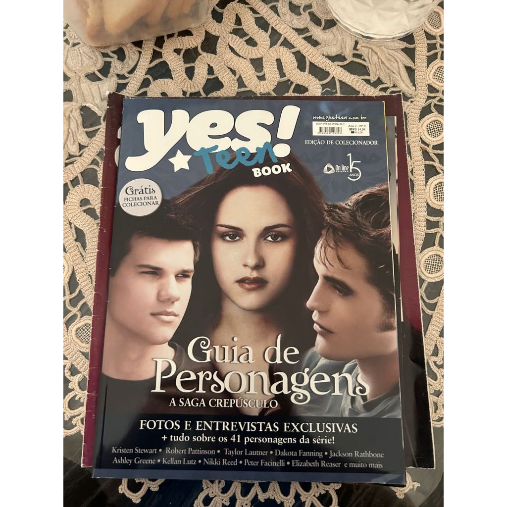 Yes Teen Book - Revista Guia de personagens A Saga Crepúsculo The Twilight Saga - CRP049