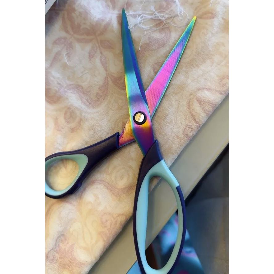 Tesoura Titânio 8,5" Lanmax em Oferta na Shopee