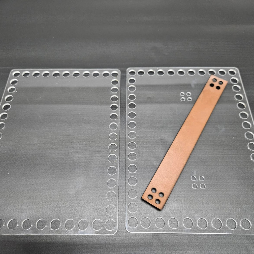 Kit Base e Tampa de Acrílico Transparente Para Farmacinha de Crochê Com Alça Sintética Montagem DIY em Oferta na Shopee