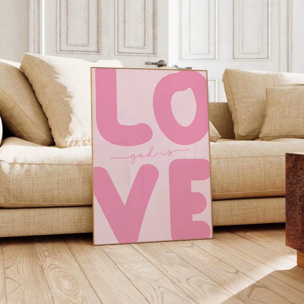 Quadro Decorativo Cristão Moderno Religiosos Para Sala, Quarto ou Escritório – God Is Love Pink No1