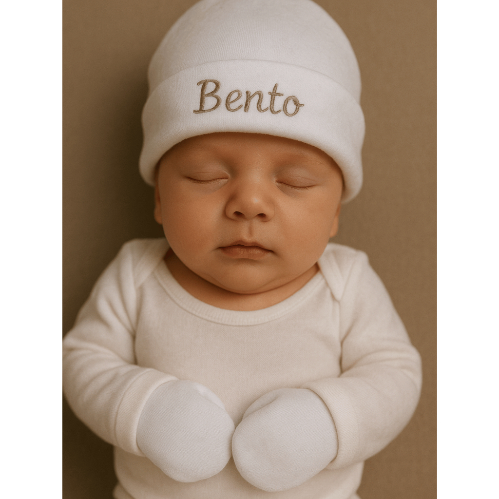 Touca Bordado com Nome do Bebê para Menino e Menina com Par de Luvas em Malha 100% Algodão Premium em Oferta na Shopee