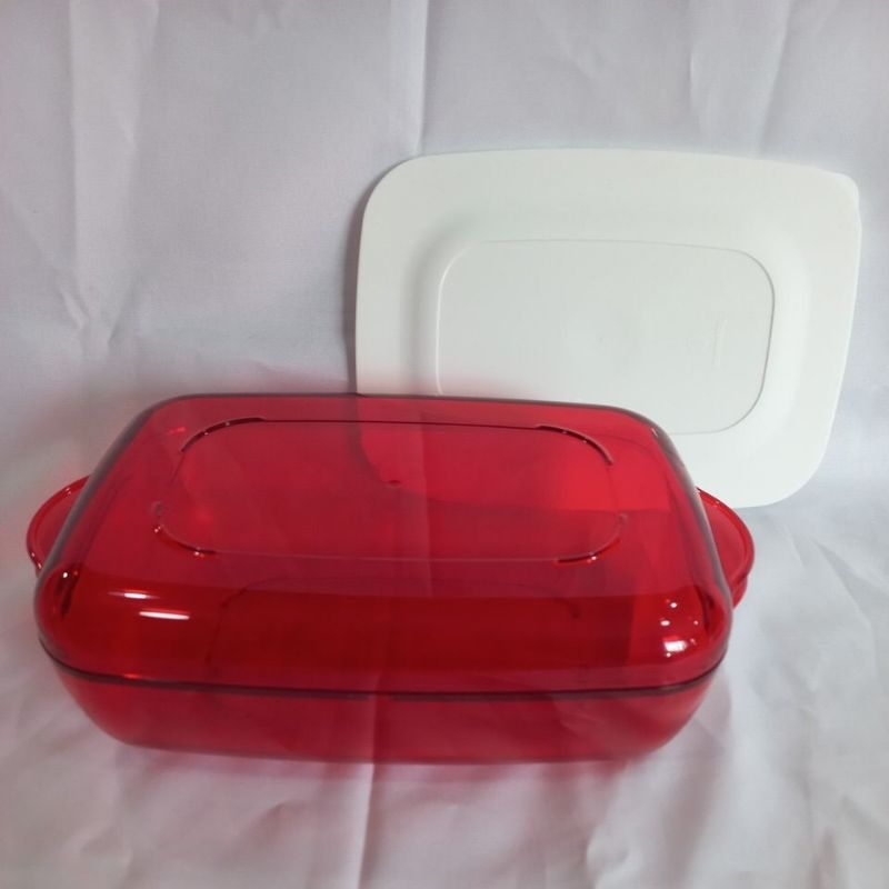 Travessa Microplus 1,7 litros policarbonato vermelha tupperware.