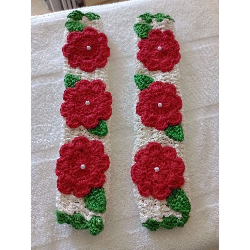 puxador de geladeira de crochê com flores/puxador pra armário, microondas ou fogão/capa de puxador de geladeira