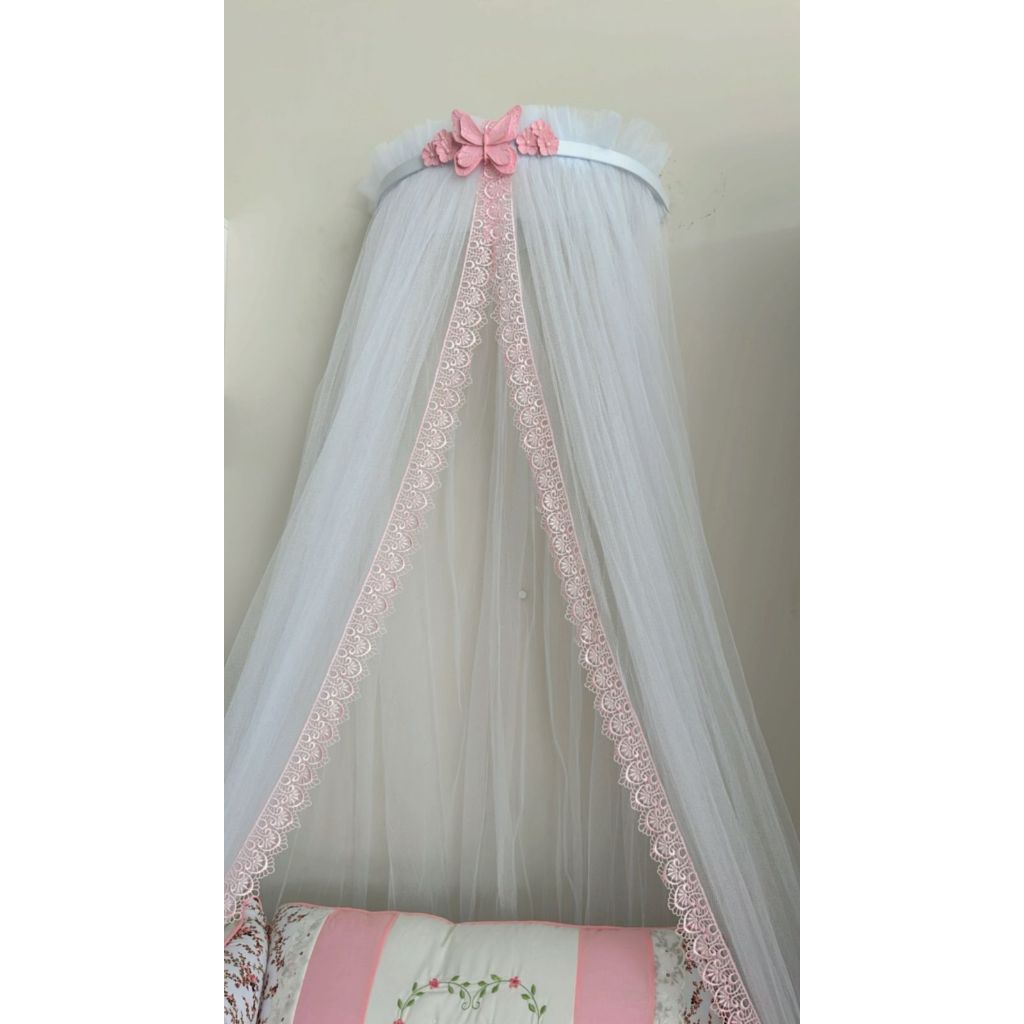Dossel Flor e Borboleta Rosa Bebê Menina e Mosquiteiro Tule Renda Rosa