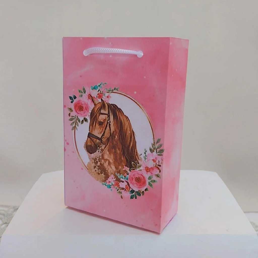 Kit Sacolinha Surpresa Festa Infantil Personalizado Cavalo Haras Rosa Lembrancinhas Aniversário PEGUE E MONTE