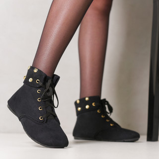 Bota Feminina  Botinha Boho Chick Festival Taxinhas Coturno Cano Curto Inverno Macia Confortável Festa Junina Show