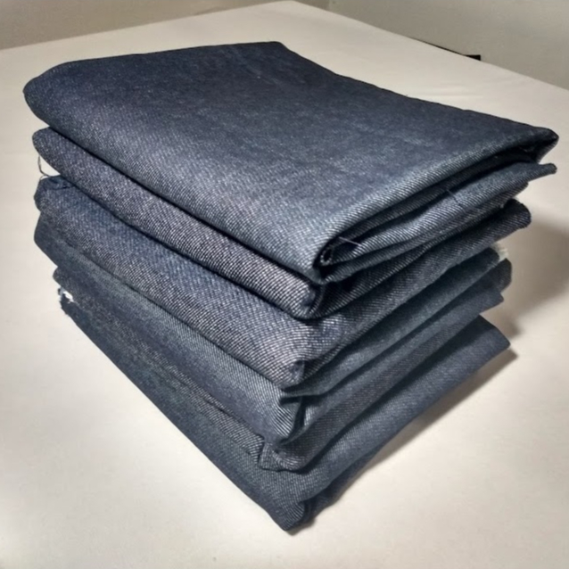 1kg de retalhos jeans com elastano (rende 1,60 metros  por kg)
