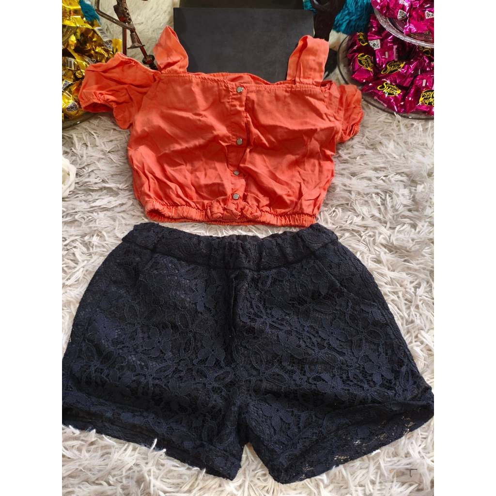 Conjunto Juvenil Feminino, (Blusa Cropped Laranja + Shorts Renda Preto) Tam: 10, Marca: Dmbauer
